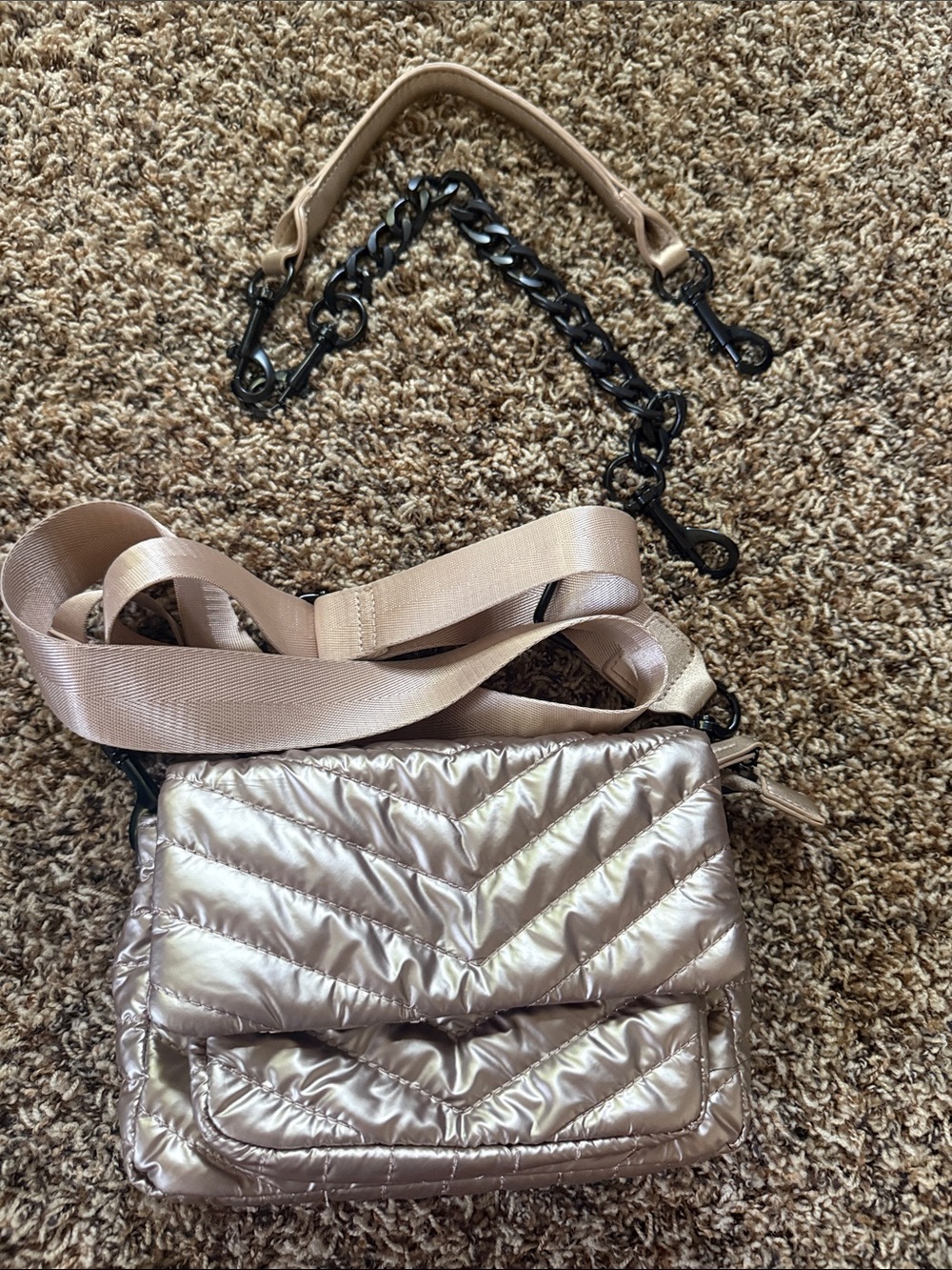 Quilted Metallic Crossbody Bag in Champagne